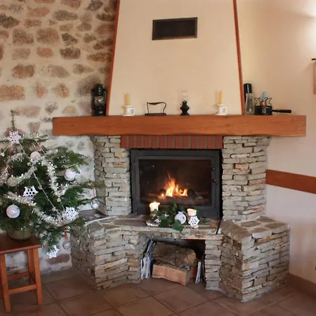 Holiday home De Charme En Rhone-alpes : Terrasse, Cheminee, Jardin, Ideal Famille, Accessible Pmr - Fr-1-496-93 *
